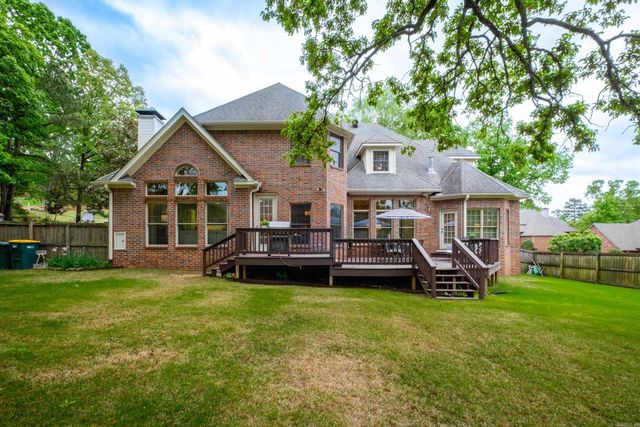 2 Frecourt Lane, Little Rock, AR 72223