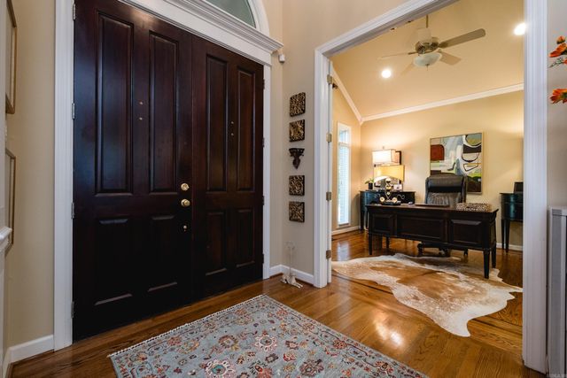 2 Frecourt Lane, Little Rock, AR 72223