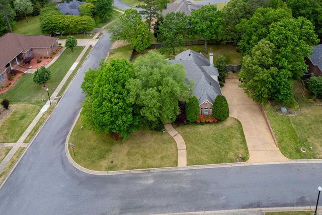 2 Frecourt Lane, Little Rock, AR 72223