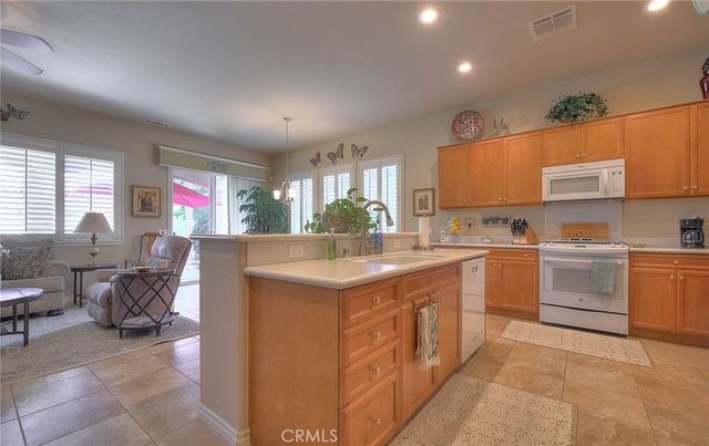 1664 Camino Sueno, Hemet, CA 92545
