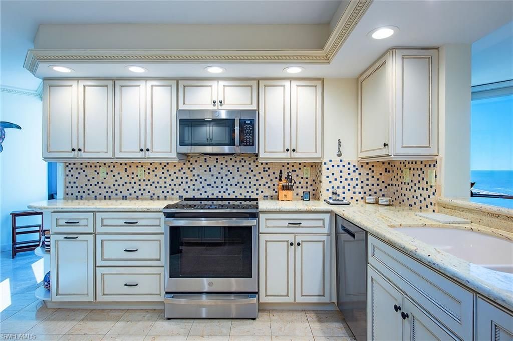 4751 Gulf Shore BLVD N PH8, NAPLES, FL 34103 — photo 5