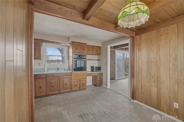 143 S Dorset Road, Troy, OH 45373