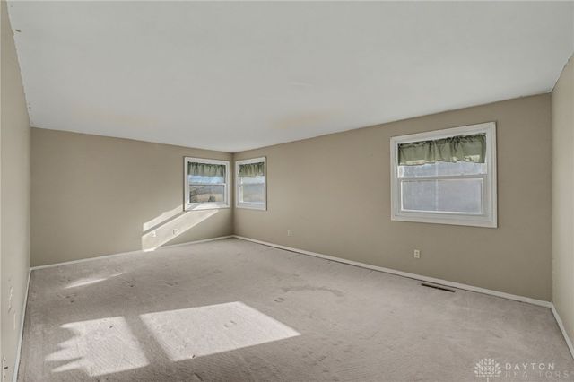 143 S Dorset Road, Troy, OH 45373