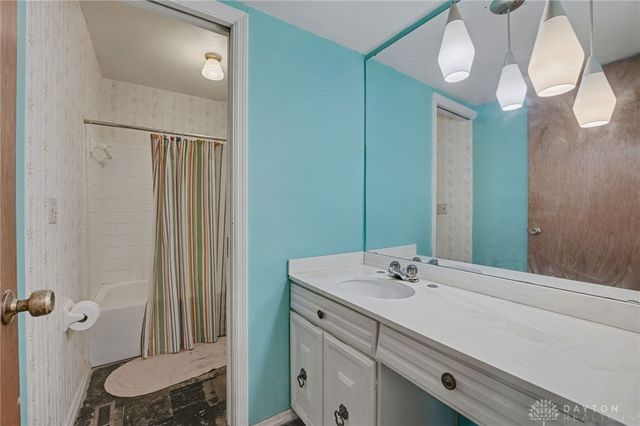 143 S Dorset Road, Troy, OH 45373