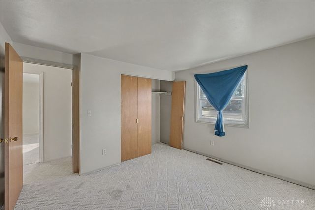 143 S Dorset Road, Troy, OH 45373