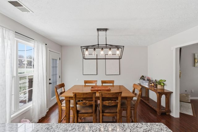 2224 Arthur Way, Lexington, KY 40509