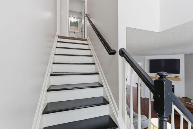 2224 Arthur Way, Lexington, KY 40509