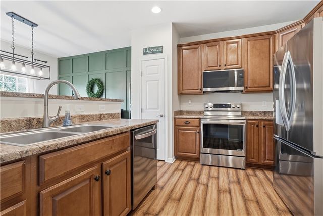 205 Broadstone Drive, Adams Twp, PA 16046