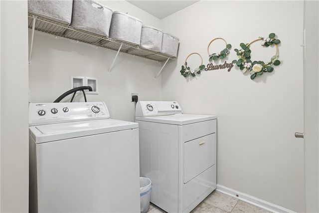 205 Broadstone Drive, Adams Twp, PA 16046