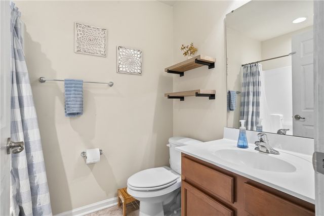 205 Broadstone Drive, Adams Twp, PA 16046