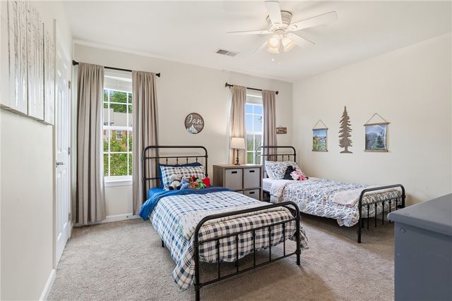205 Broadstone Drive, Adams Twp, PA 16046
