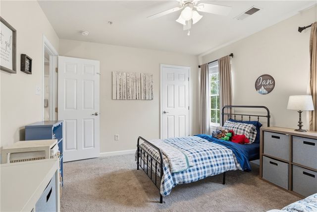 205 Broadstone Drive, Adams Twp, PA 16046