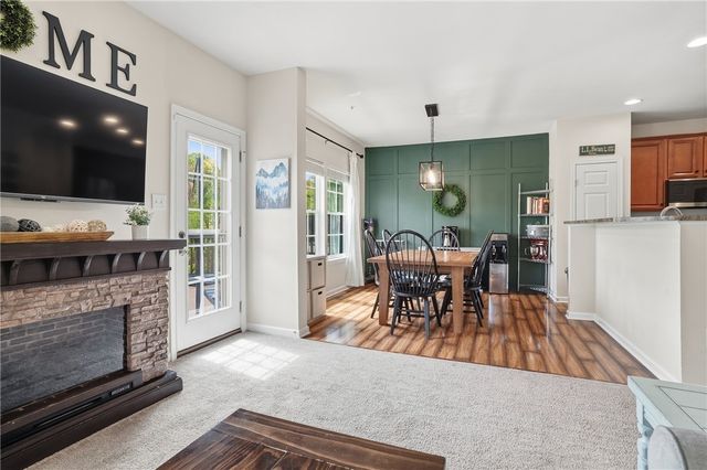 205 Broadstone Drive, Adams Twp, PA 16046