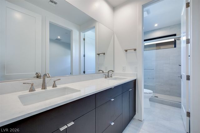 125 Tiller Point Street, Las Vegas, NV 89138