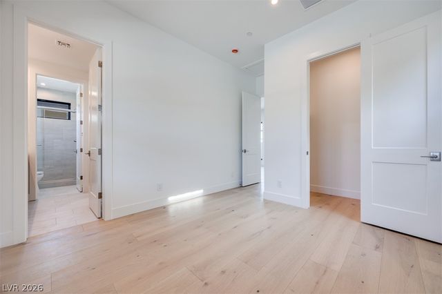 125 Tiller Point Street, Las Vegas, NV 89138