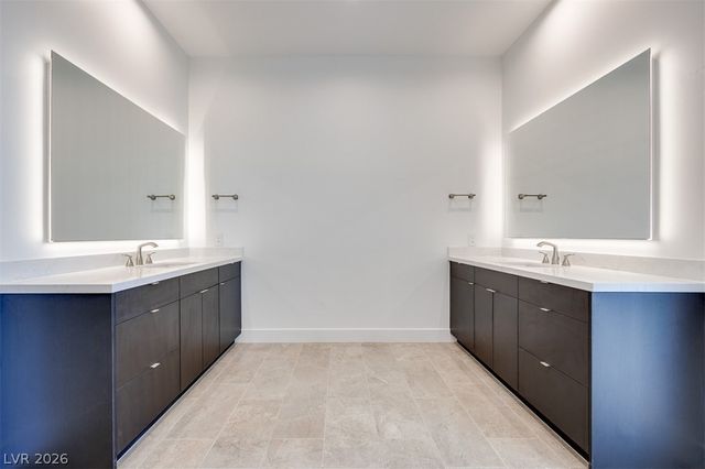 125 Tiller Point Street, Las Vegas, NV 89138