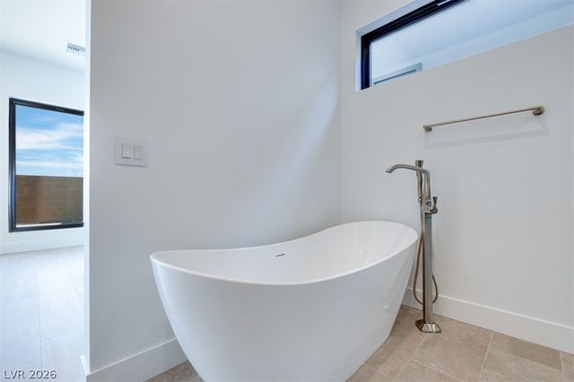 125 Tiller Point Street, Las Vegas, NV 89138