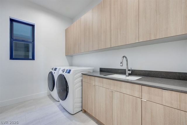 125 Tiller Point Street, Las Vegas, NV 89138