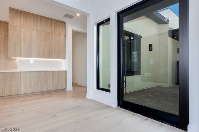 125 Tiller Point Street, Las Vegas, NV 89138