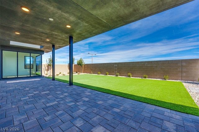 125 Tiller Point Street, Las Vegas, NV 89138