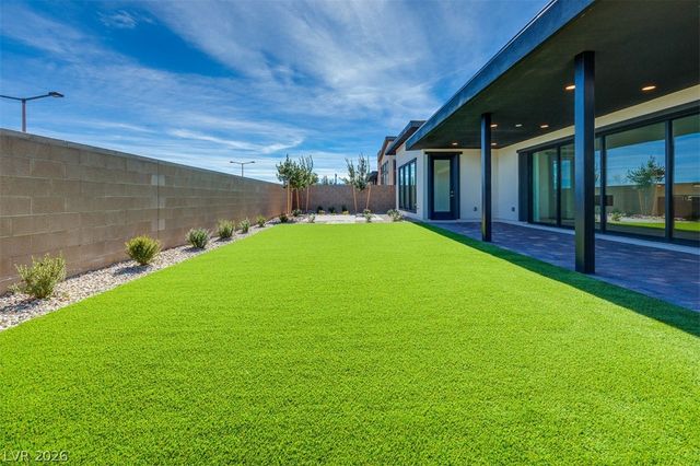 125 Tiller Point Street, Las Vegas, NV 89138