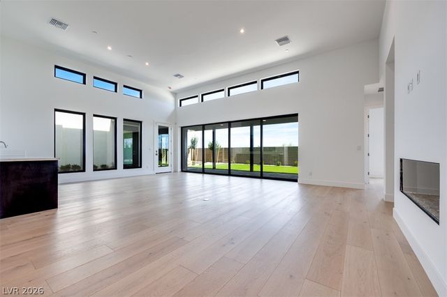 125 Tiller Point Street, Las Vegas, NV 89138