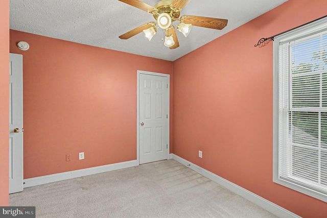 15 GRASSLAND ST, Stafford, VA 22554