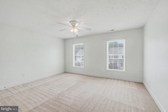 15 GRASSLAND ST, Stafford, VA 22554