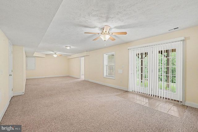 15 GRASSLAND ST, Stafford, VA 22554