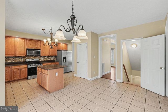 15 GRASSLAND ST, Stafford, VA 22554