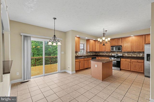15 GRASSLAND ST, Stafford, VA 22554