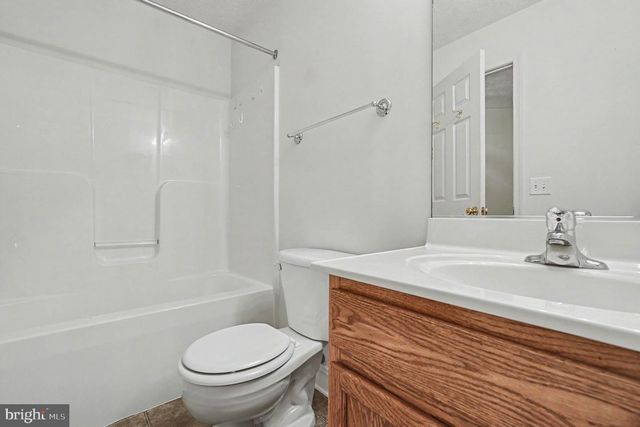 15 GRASSLAND ST, Stafford, VA 22554