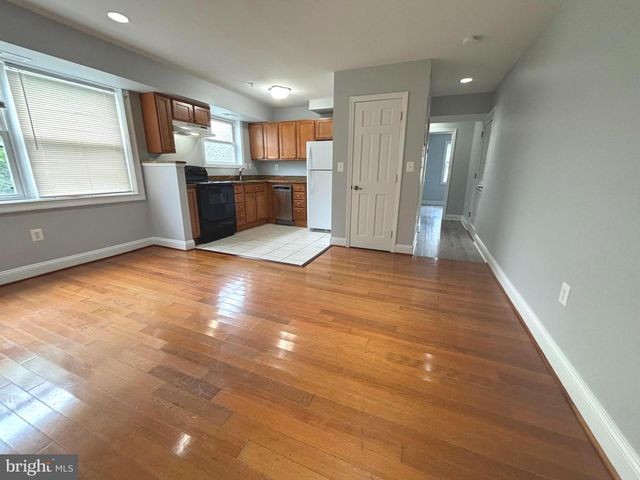 4800 C ST SE #201, Washington, DC 20019