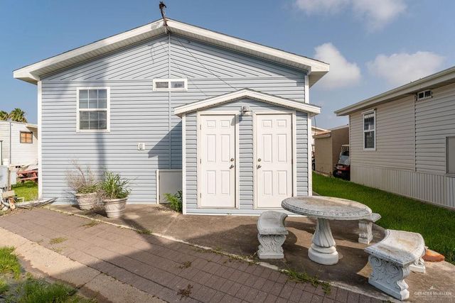 612 Sand Dollar Drive, Port Isabel, TX 78578