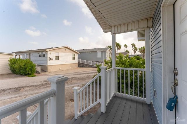 612 Sand Dollar Drive, Port Isabel, TX 78578