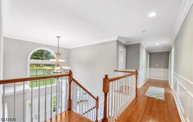 8 Whispering Woods Ln, Sparta Twp., NJ 07871