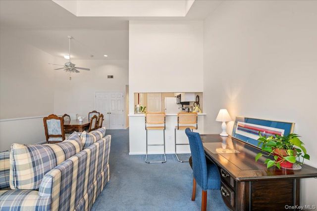 240-30B Oak Park Drive 31B, Douglaston, NY 11362