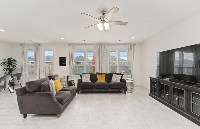 5203 Castle Discordia Street, Katy, TX 77493