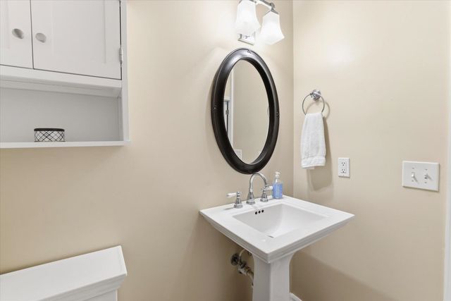 9016 Glen Eagle Way, Tallahassee, FL 32312