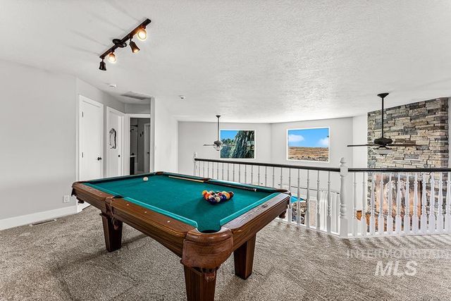 8901 W Bugle Boy Ln, Eagle, ID 83616