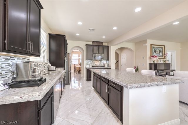 207 Augusta Course Avenue, Las Vegas, NV 89148