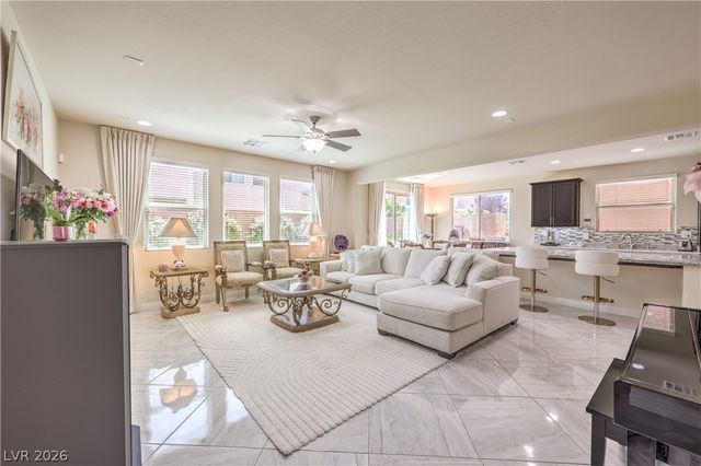 207 Augusta Course Avenue, Las Vegas, NV 89148