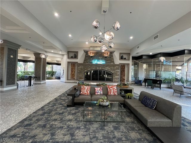 207 Augusta Course Avenue, Las Vegas, NV 89148