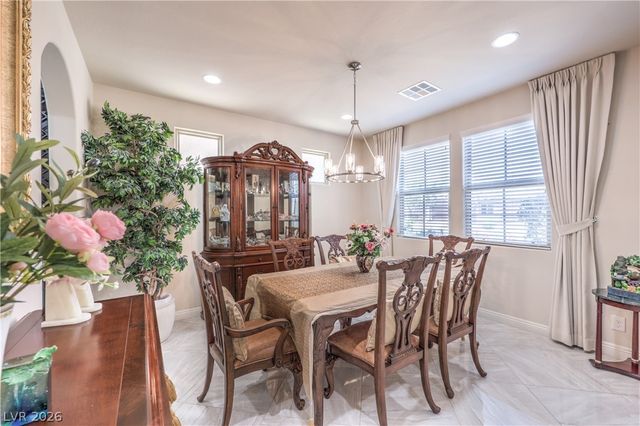 207 Augusta Course Avenue, Las Vegas, NV 89148