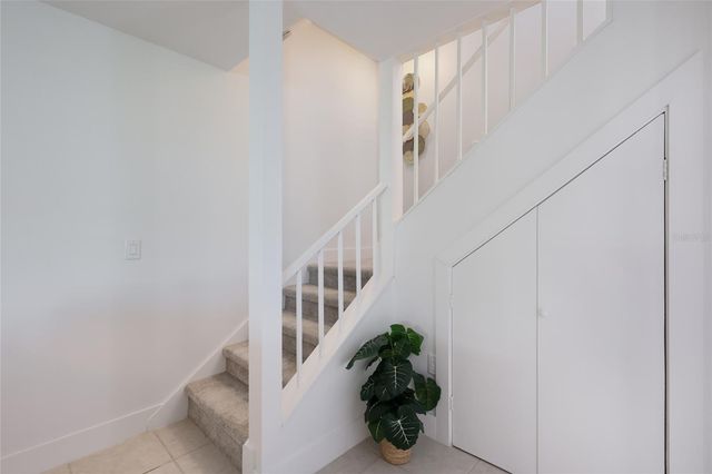5860 MIDNIGHT PASS ROAD 23, Sarasota, FL 34242