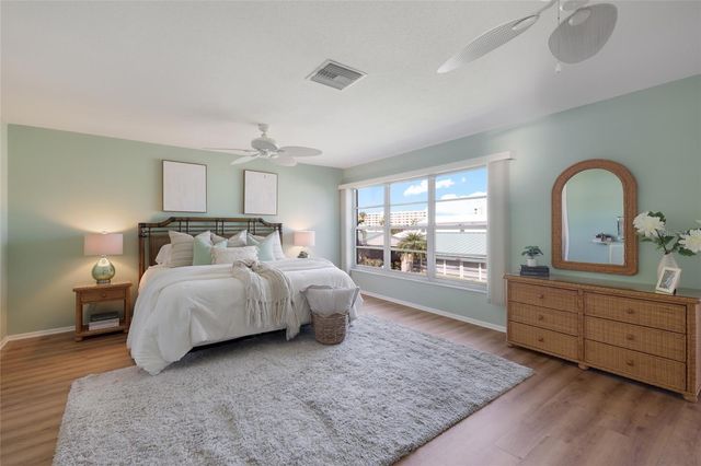 5860 MIDNIGHT PASS ROAD 23, Sarasota, FL 34242
