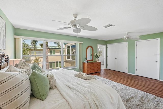 5860 MIDNIGHT PASS ROAD 23, Sarasota, FL 34242