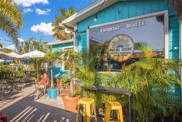 5860 MIDNIGHT PASS ROAD 23, Sarasota, FL 34242