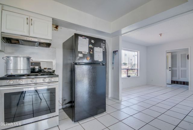 4724 AMBASSADOR Drive, El Paso, TX 79924