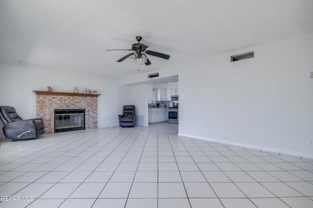 4724 AMBASSADOR Drive, El Paso, TX 79924